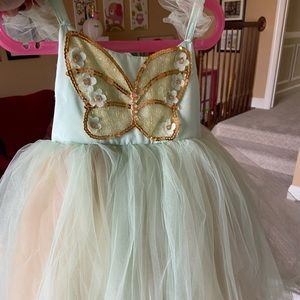 PB kids butterfly tutu costume (size 4-6)